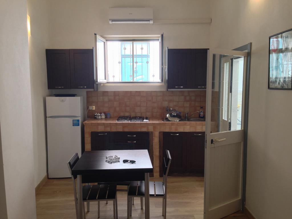 Casa Petra - Mini Open Space Apartment Brindisi Room photo